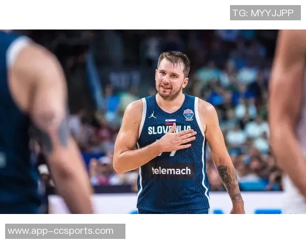 东契奇瘦身显成效半场高效得分22分展现攻防全能实力