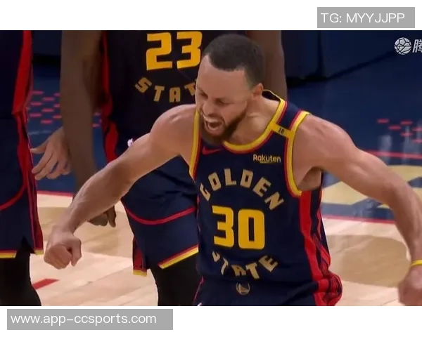 库里谈背靠背赛程挑战称球队在与掘金的较量中展现拼搏精神