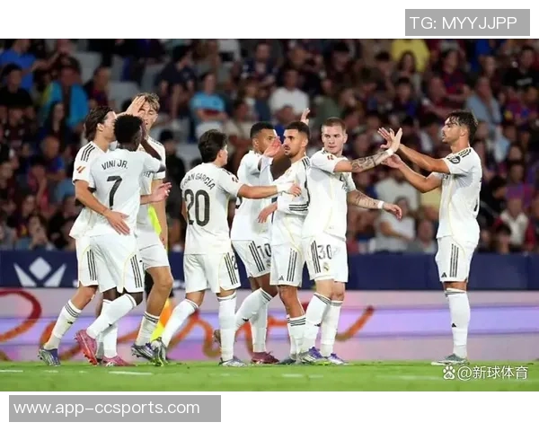 西甲9月最佳阵容揭晓巴萨五将入选姆巴佩与阿尔瓦雷斯搭档