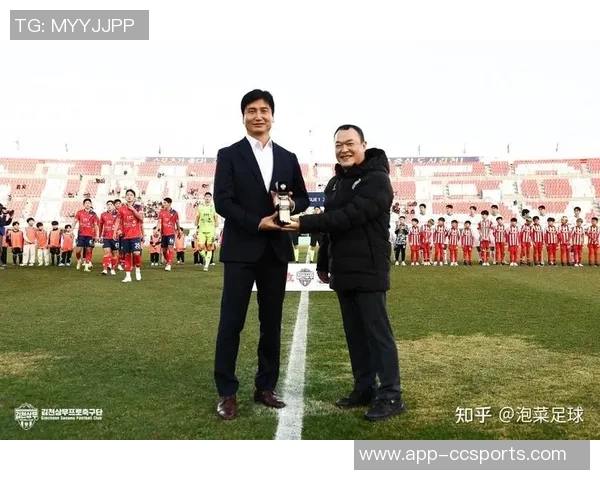 李正孝接任K2水原三星主帅郑正溶执掌K1全北现代球队新篇章开启