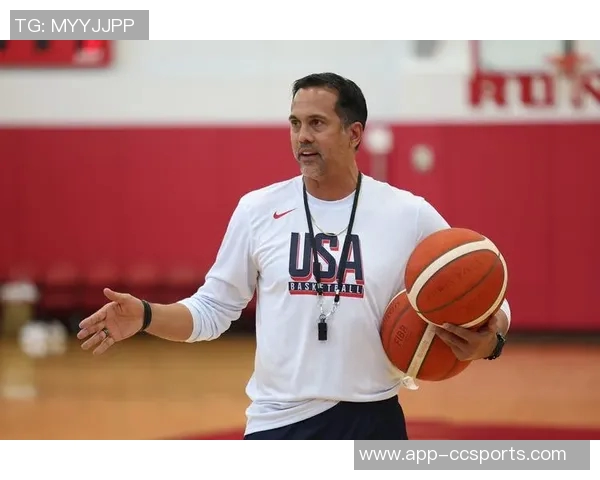 美国男篮正式宣布斯波尔斯特拉担任国家队男篮主教练的消息引发热议